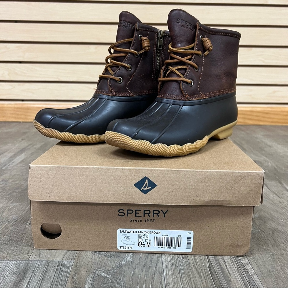 Sperry Saltwater Tan/Dk Brown Duck Boots